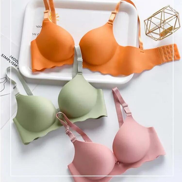 חזיית הרמה לעיצוב טבעי בדיסקרטיות 